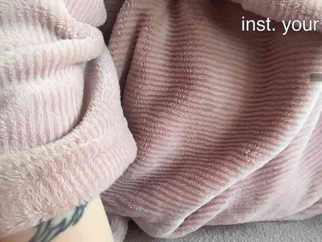 VikkiExtraCheese webcam