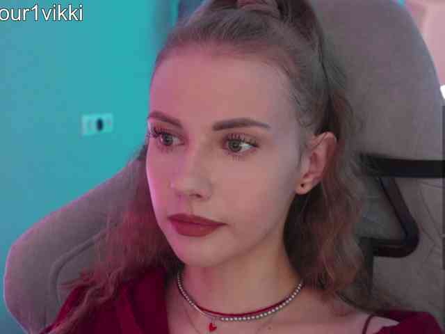 VikkiExtraCheese webcam