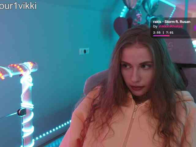 VikkiExtraCheese