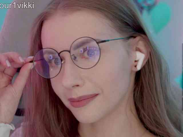 VikkiExtraCheese webcam
