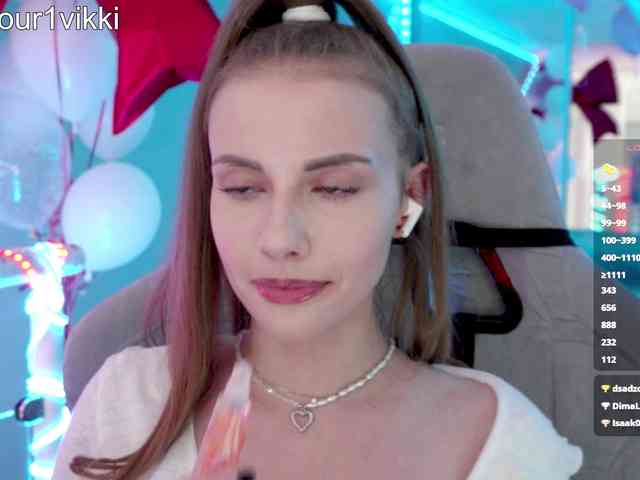 -VikkiL0vesCheese- -VikkiL0vesCheese-