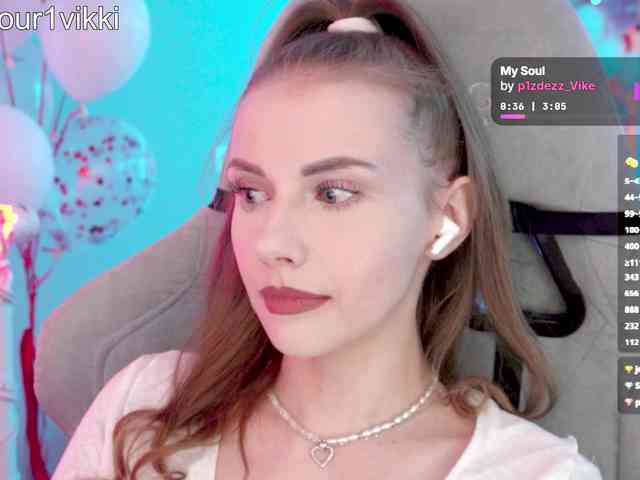 VikkiExtraCheese webcam