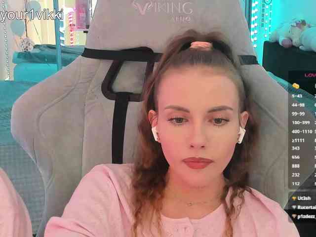 VikkiExtraCheese webcam