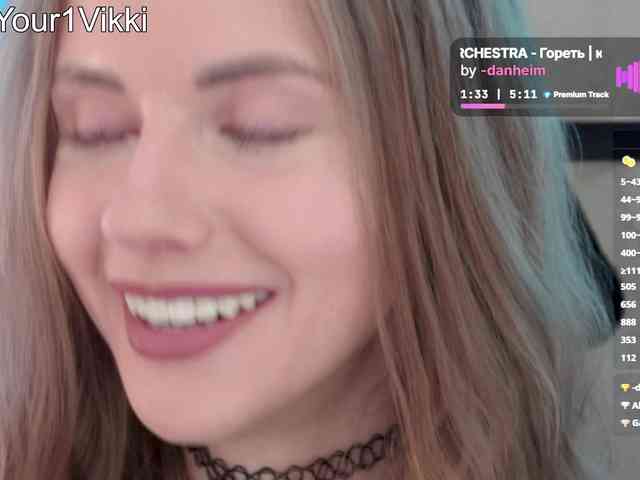 VikkiExtraCheese webcam