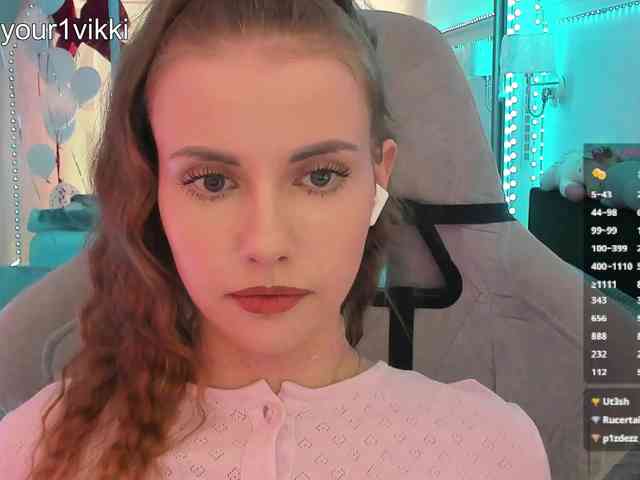 VikkiExtraCheese webcam