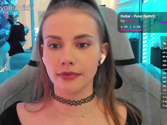 VikkiExtraCheese