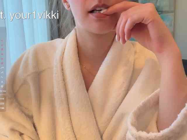 VikkiExtraCheese