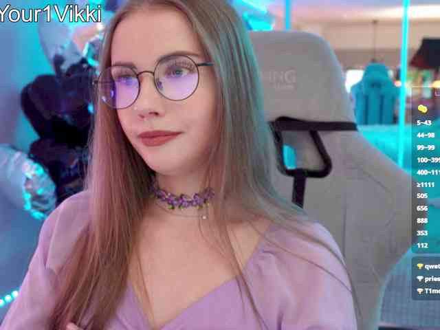 VikkiExtraCheese webcam