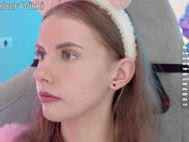 VikkiExtraCheese webcam