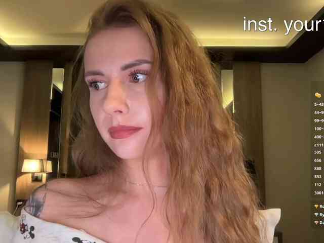 -VikkiL0vesCheese- Sex Cam Show