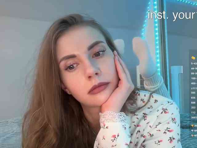 VikkiExtraCheese webcam