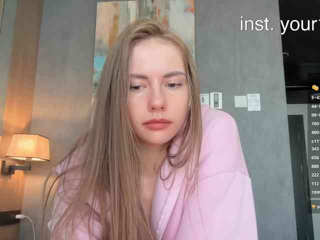 VikkiExtraCheese webcam