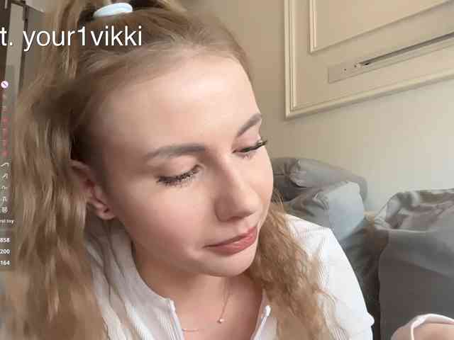 VikkiExtraCheese