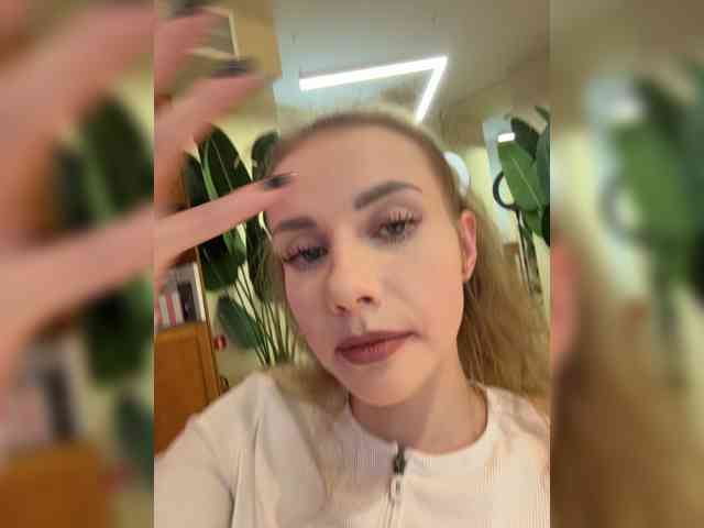 VikkiExtraCheese