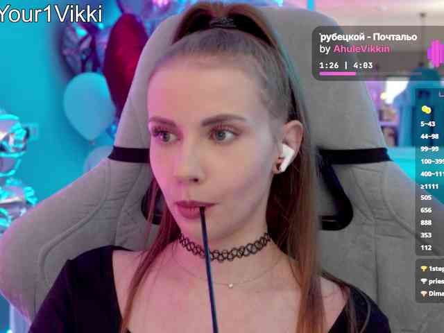 -VikkiL0vesCheese-