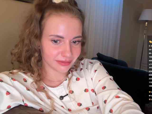 VikkiExtraCheese webcam