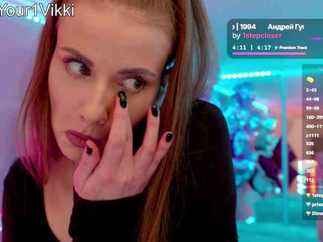 VikkiExtraCheese webcam