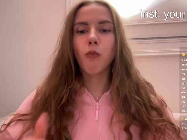 VikkiExtraCheese