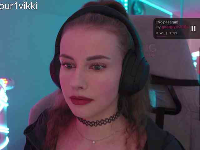 VikkiExtraCheese webcam
