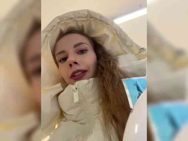 VikkiExtraCheese
