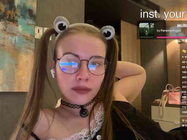 VikkiExtraCheese webcam