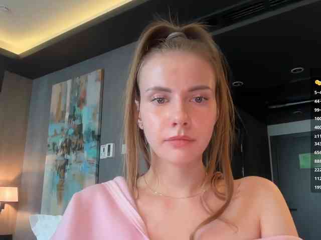 VikkiExtraCheese webcam