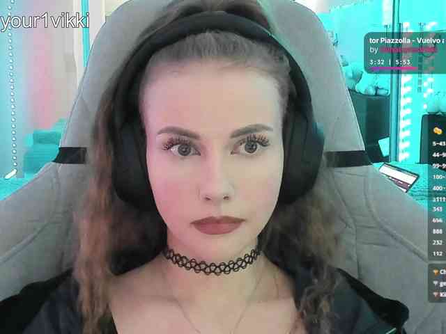 VikkiExtraCheese