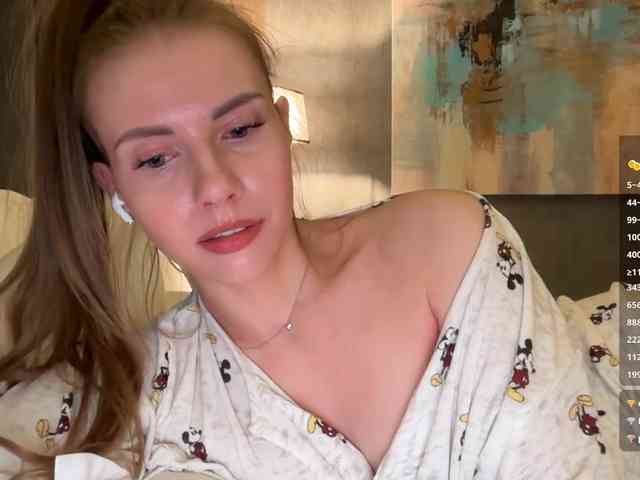 VikkiExtraCheese webcam