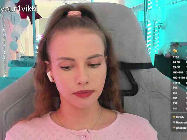 VikkiExtraCheese webcam