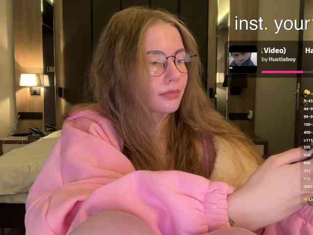 VikkiExtraCheese