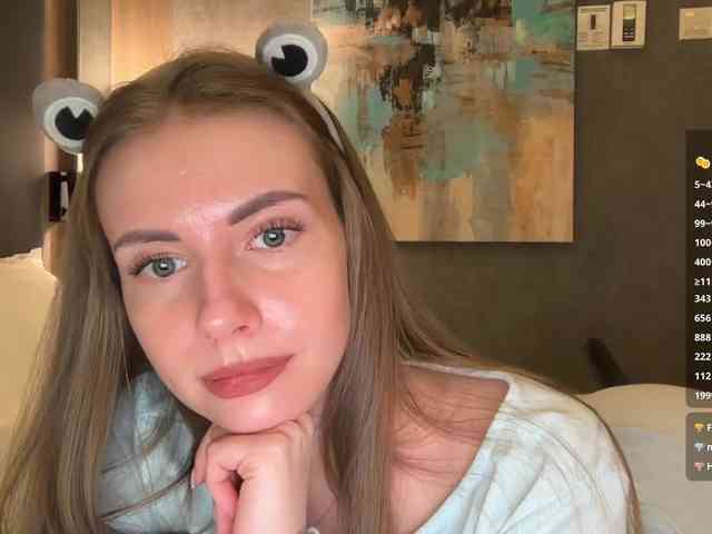 VikkiExtraCheese webcam