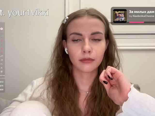 VikkiExtraCheese