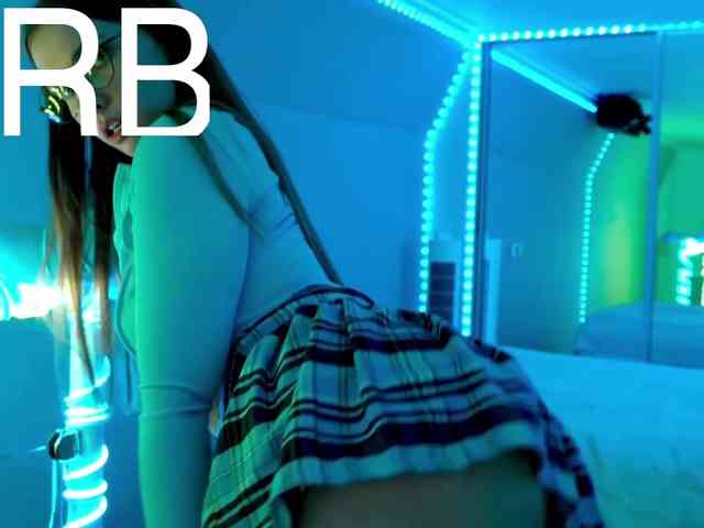 VikkiExtraCheese webcam