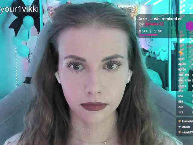 VikkiExtraCheese webcam