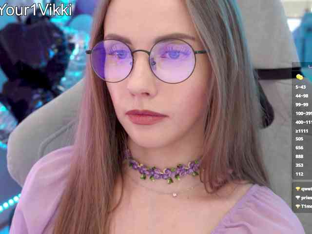 VikkiExtraCheese webcam