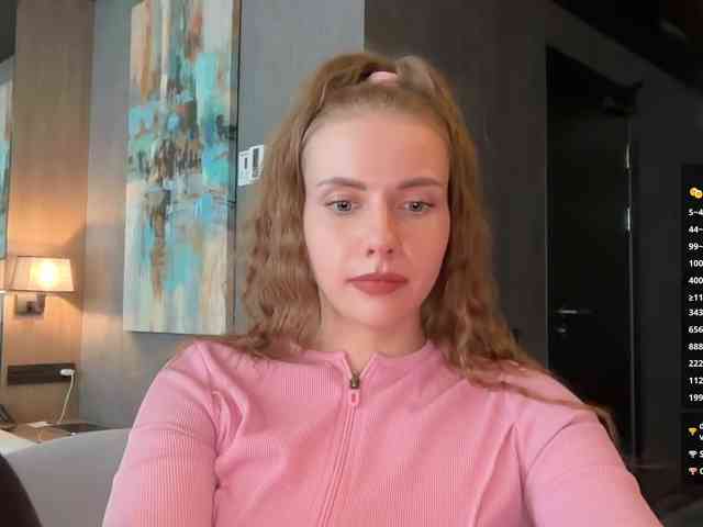 VikkiExtraCheese webcam