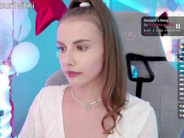VikkiExtraCheese webcam
