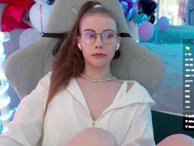 VikkiExtraCheese