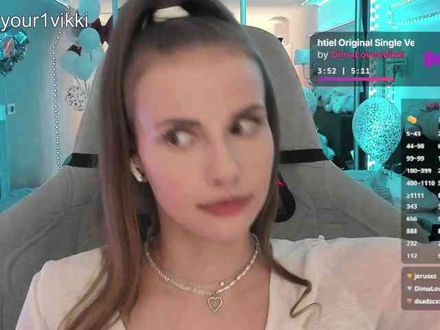 VikkiExtraCheese webcam
