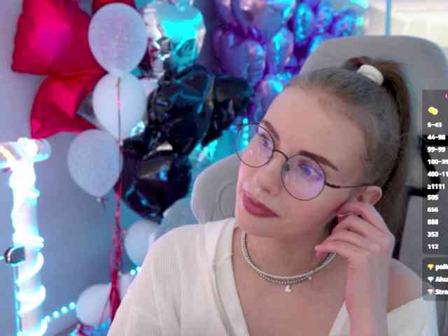 VikkiExtraCheese