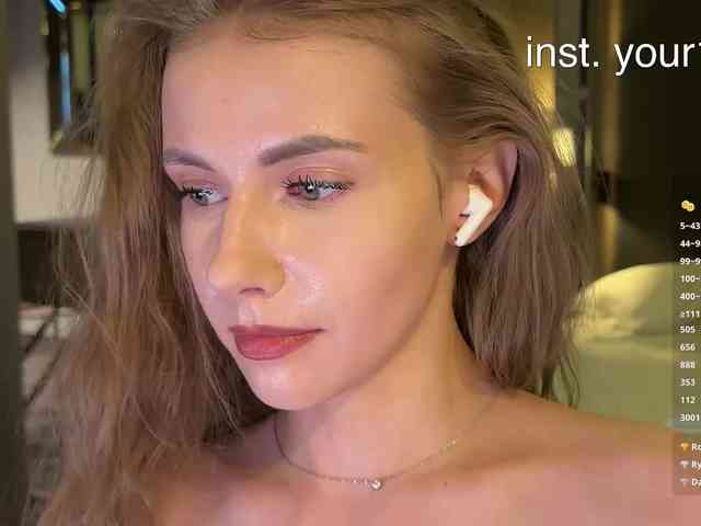 -VikkiL0vesCheese- Sex Cam Show