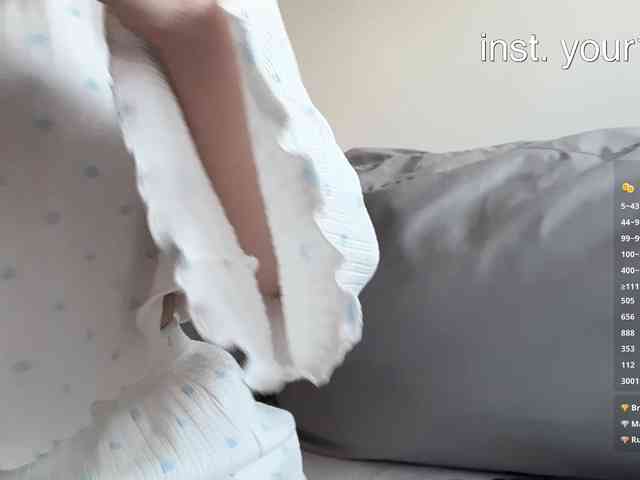 VikkiExtraCheese webcam