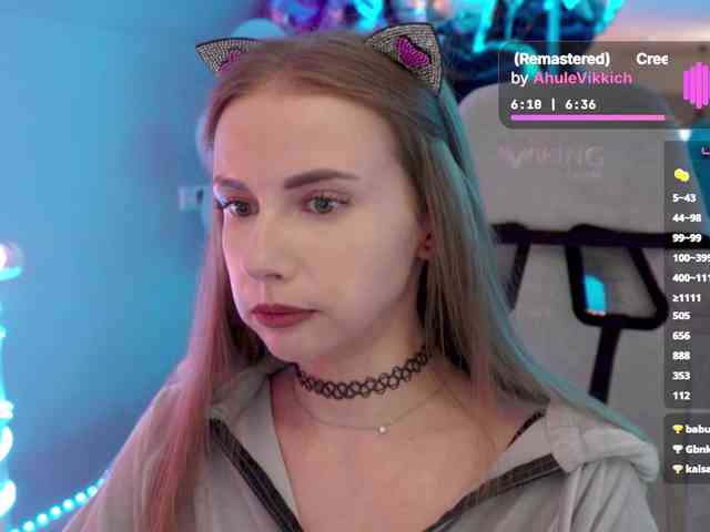VikkiExtraCheese