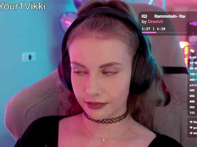 VikkiExtraCheese