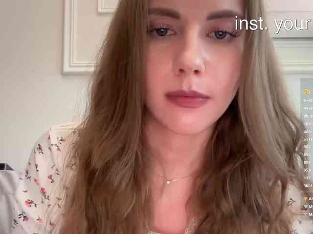VikkiExtraCheese webcam