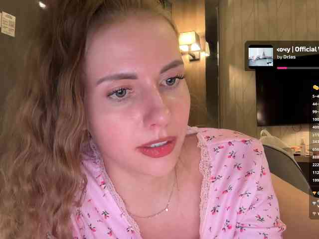 VikkiExtraCheese webcam