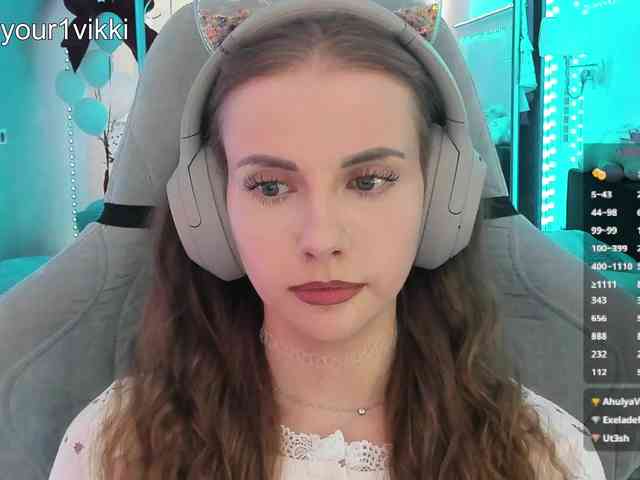VikkiExtraCheese webcam