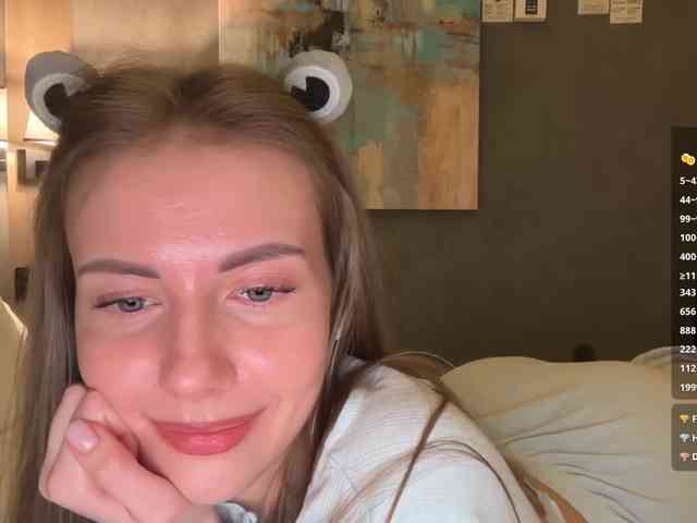 VikkiExtraCheese webcam