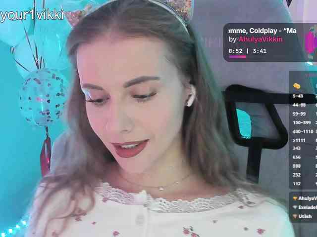 VikkiExtraCheese
