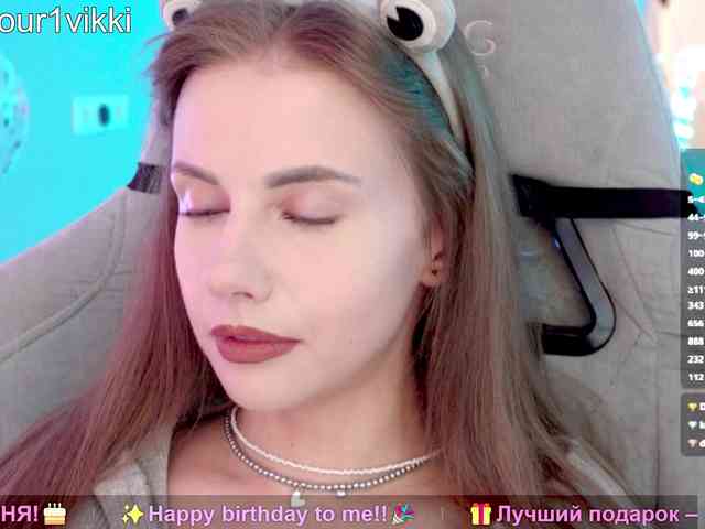 VikkiExtraCheese webcam